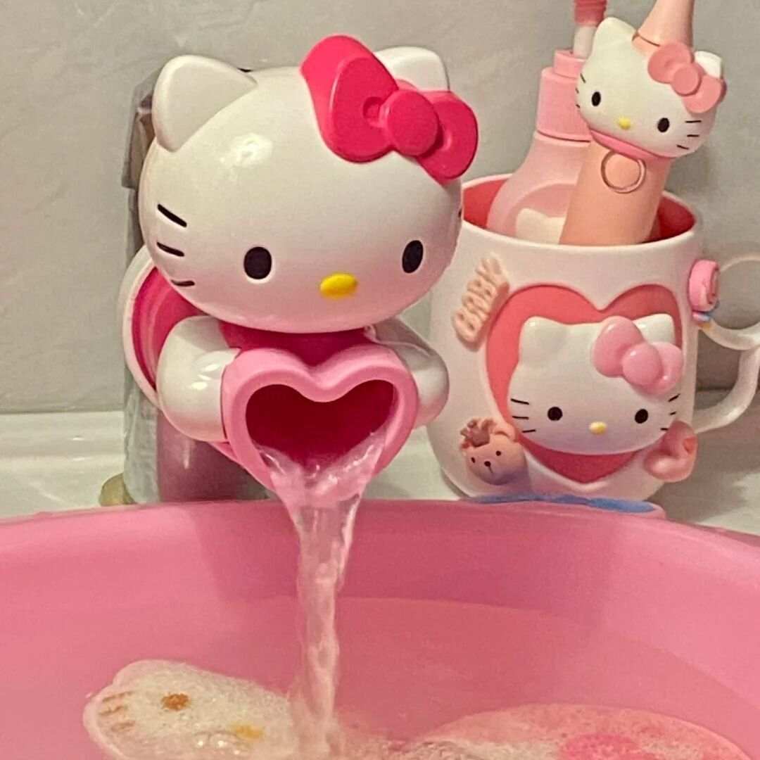 Hello Kitty Heart Shaped Fauce - Home Goods Bathroom Accessories review and price